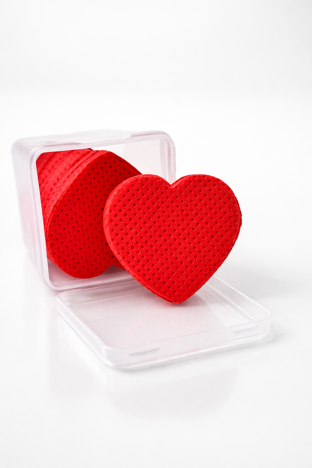 HEART SHAPED LINT FREE WIPES